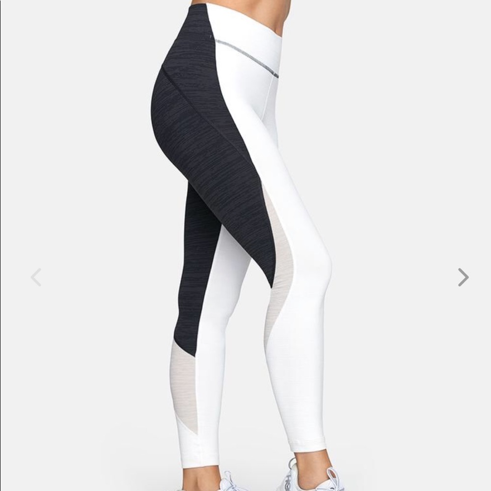 OV techsweat 7/8 zoom leggings